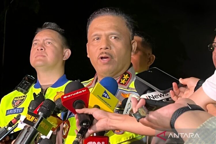 Korlantas siapkan one way lokal KM 390-KM 70 antisipasi kepadatan. - news berita dari antara