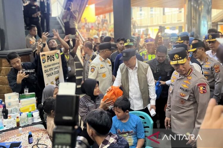 Kapolri sebut 2. 561. 629 pemudik sudah kembali ke Jakarta pada H+6. - news berita dari antara